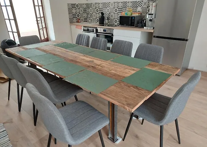 Maison Bord De Marne Pour 10 Personnes Avec Jacuzzi