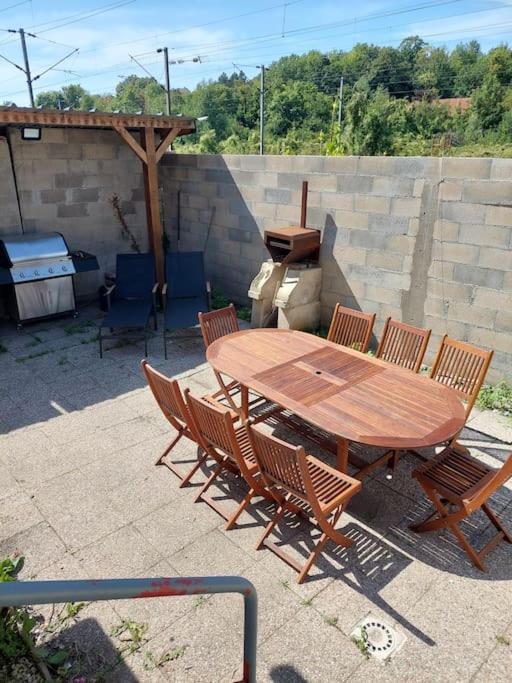Maison Bord De Marne Pour 10 Personnes Avec Jacuzzi Hébergement de vacances *