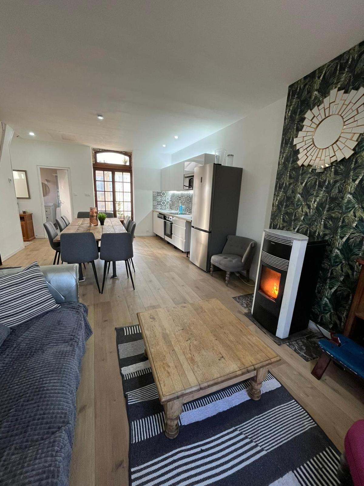 Ferienhaus Maison Bord De Marne Pour 10 Personnes Avec Jacuzzi Châlons-en-Champagne